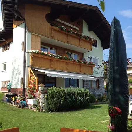 Ferienwohnung Danzl 韦兴